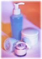 カリカセラピPS-501粉末を少量、普段使っている化粧品やシャンプーに混ぜるだけ。